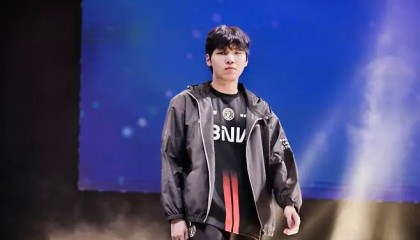 开云登录入口-BFX上单Clear：Bin确实很厉害，我也参考了很多Bin的打法