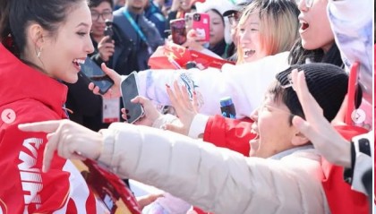 谷爱凌发文称带动女性滑雪梦想成真|米兰冬奥会|奥运|公主|青蛙|影响力_新浪体育_新浪新闻